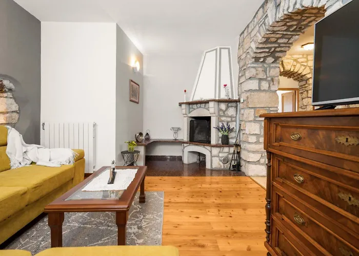 House Bruna * Kršan