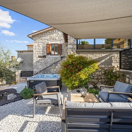 Holiday home Bruna - Rustic Stone House